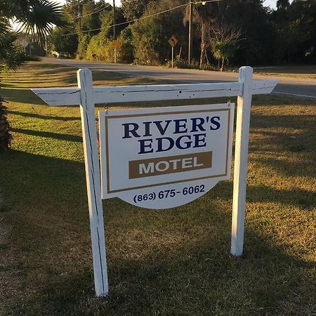 The Rivers Edge Motel LaBelle Exterior foto